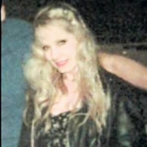 Meet your Posher, Desiree